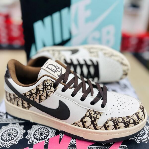 Footwear - Image 5