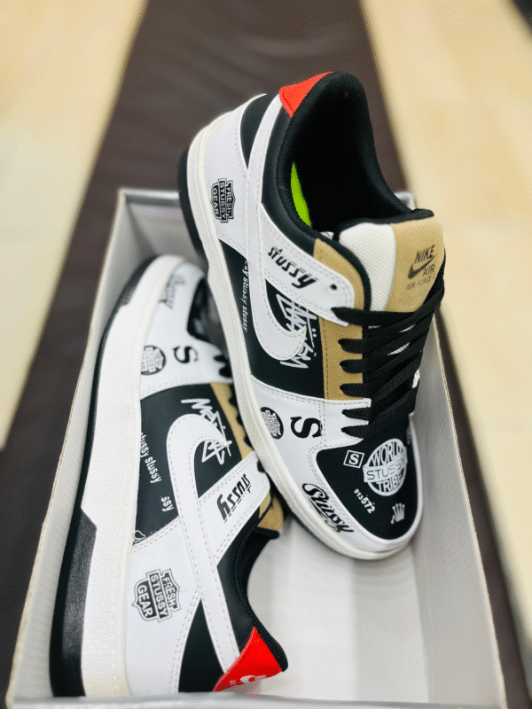 Footwear - Image 5